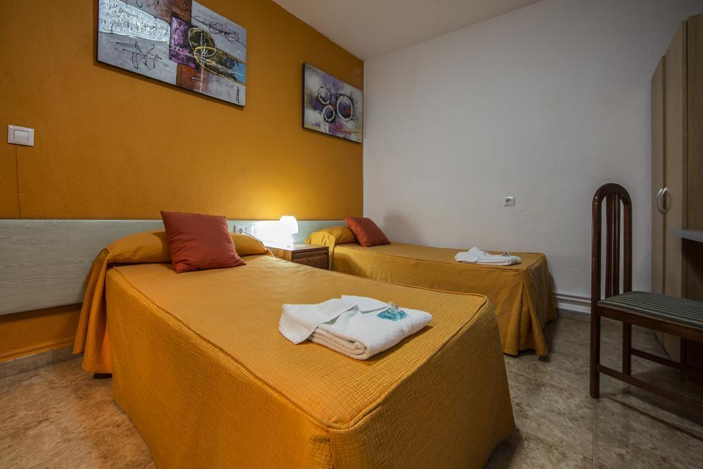 Hostal Escala Luna Salamanca Buitenkant foto