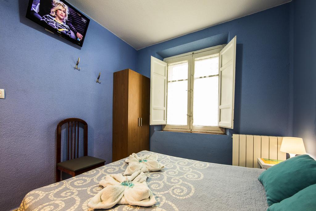 Hostal Escala Luna Salamanca Buitenkant foto