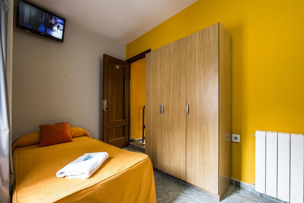 Hostal Escala Luna Salamanca Buitenkant foto