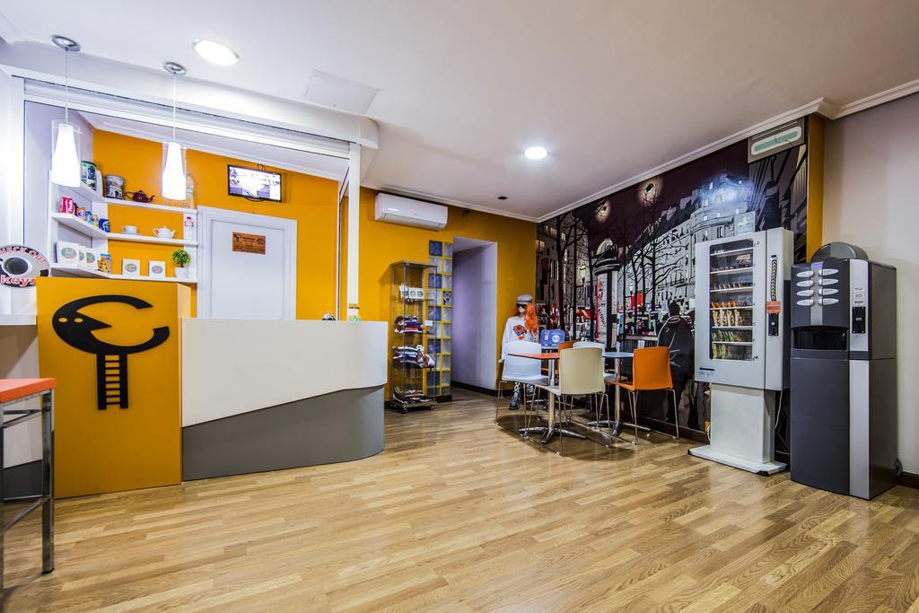 Hostal Escala Luna Salamanca Buitenkant foto